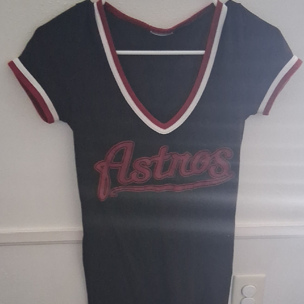 PINK Victoria's Secret Black and Red V-Neck Top